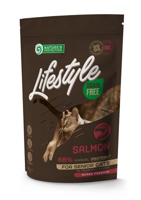 Корм Nature's Protection Lifestyle Grain Free Salmon Senior Cat сухий з лососем для літніх котів 0.4 кг NPLS45955 фото