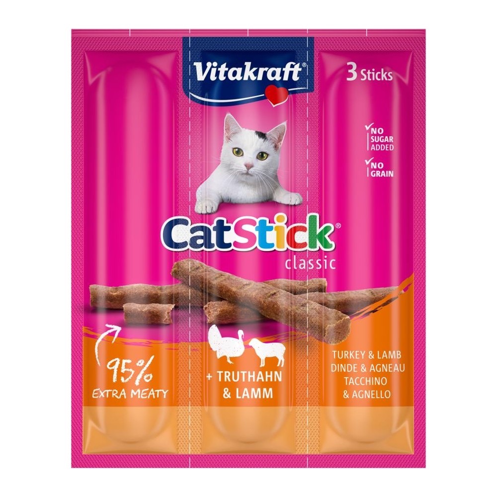 Фото - Корм для кішок Vitakraft Ласощі для котів  Sticks з індичкою та ягням, 3 шт х 6 гр 