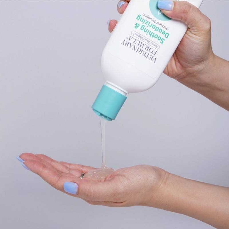 Veterinary Formula Soothing & Deodorizing Oatmeal Shampoo шампунь против запаха шерсти для собак и котов, 503 мл - фото 4