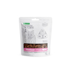 Nature's Protection Superior Care Sterilized ласощі для стерилізованих котів з птахом, 75 гр