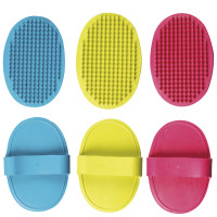 Щітка масажна для собак Flamingo Brush Oval, 13.5 см