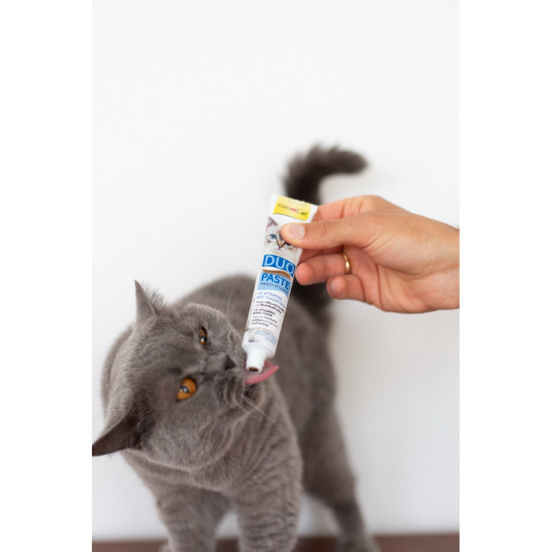 GimCat Duo Paste Multi-Vitamin 12 Vitamins With Tuna витаминизированная паста для кошек с тунцем, 50 мл - фото 4